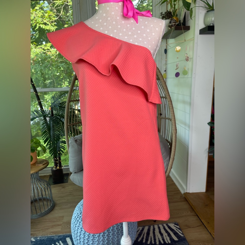 # 0002 Cupcakes & Cashmere Coral One Shoulder Dress Size Medium NWT